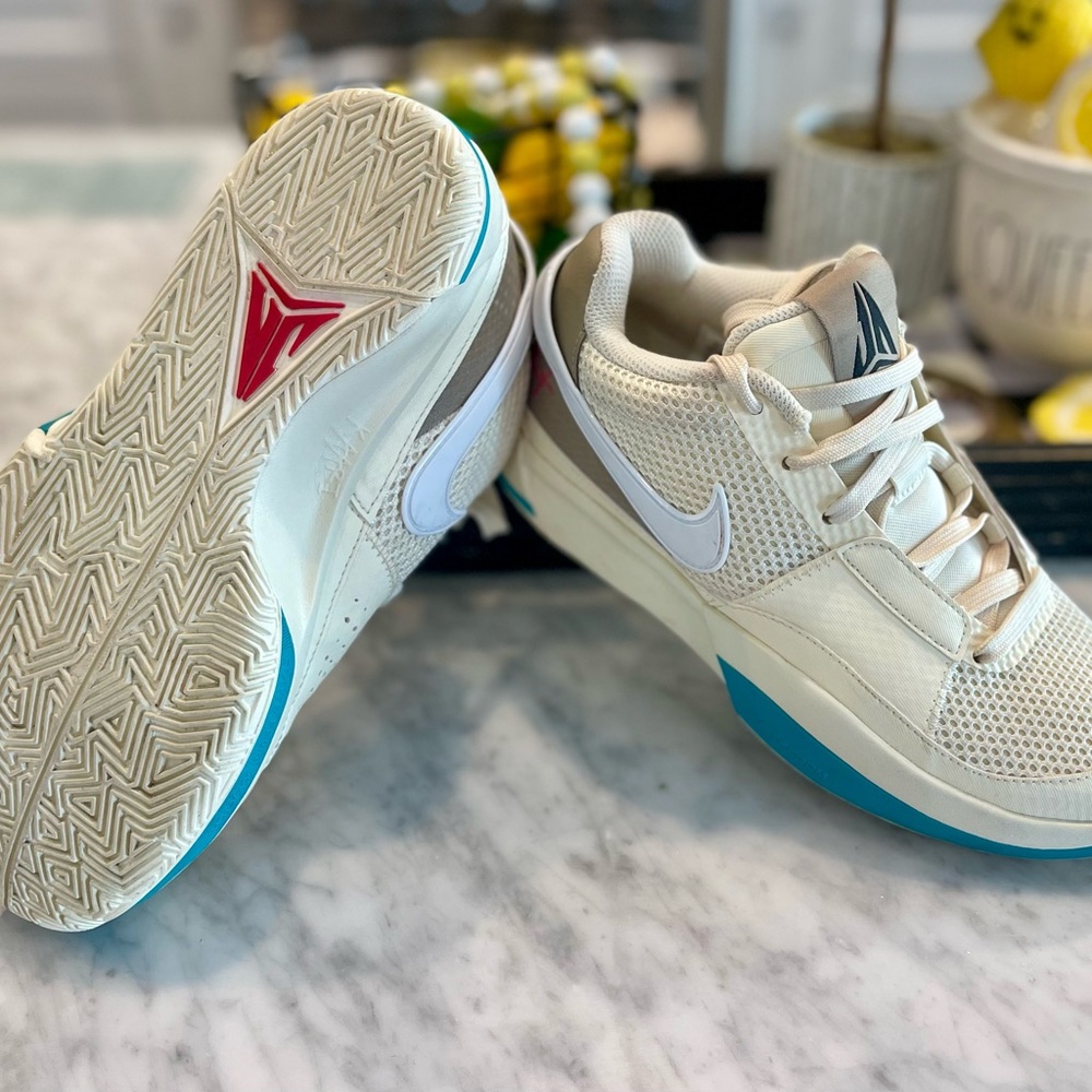 Nike Cream and Teal Athletic Shoes